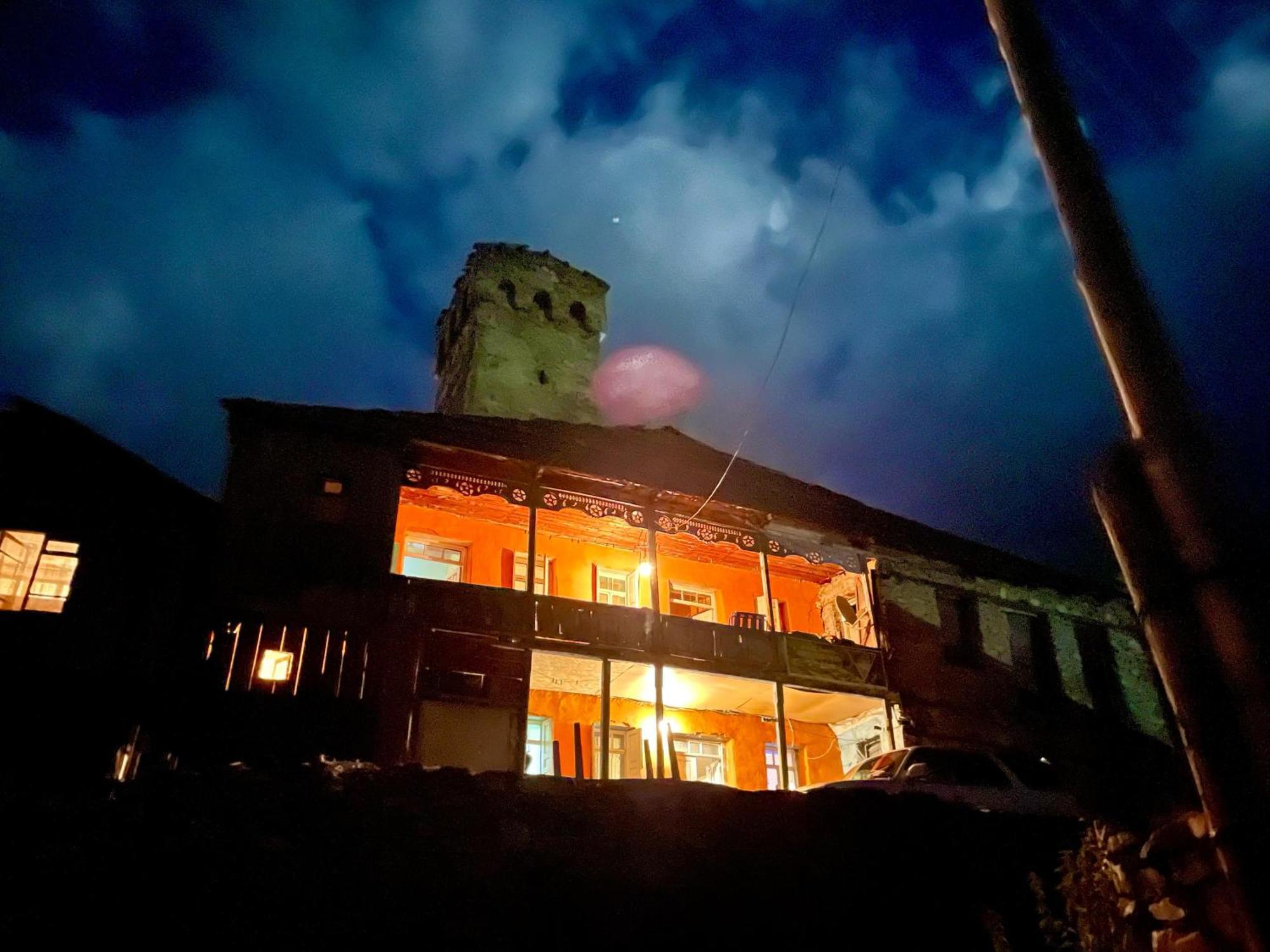 Old House Hotel Adishi Luaran gambar