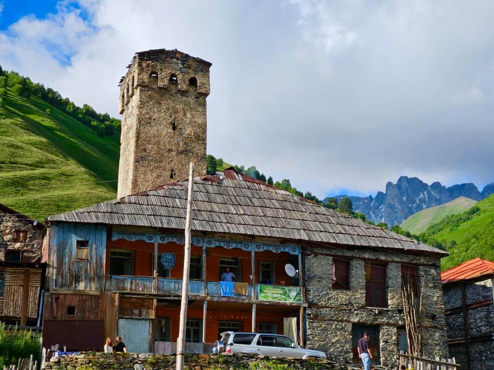 Old House Hotel Adishi Luaran gambar